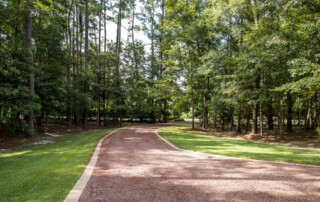 gravel driveway - building a gravel driveway concept image.